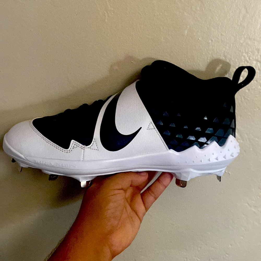 Mike Trout Cleats